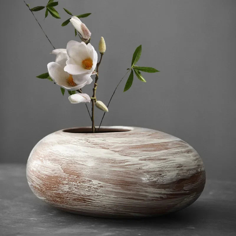 Zen Pebble – Handcrafted Wabi-Sabi Stoneware Vase