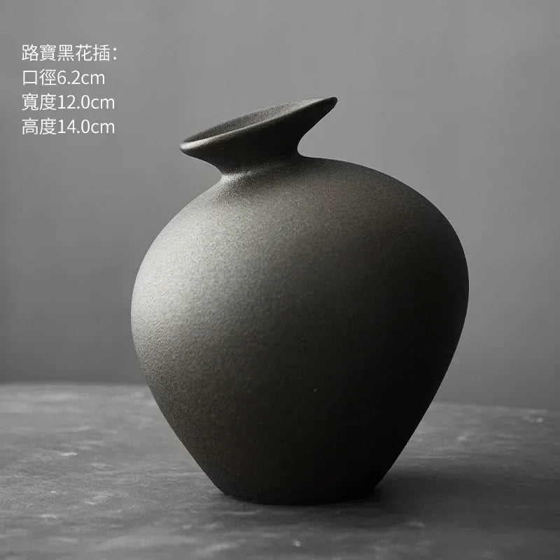 Kuro Terra – Japanese Black Terracotta Art Vase