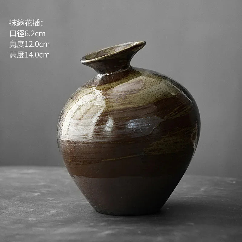 Kuro Terra – Japanese Black Terracotta Art Vase